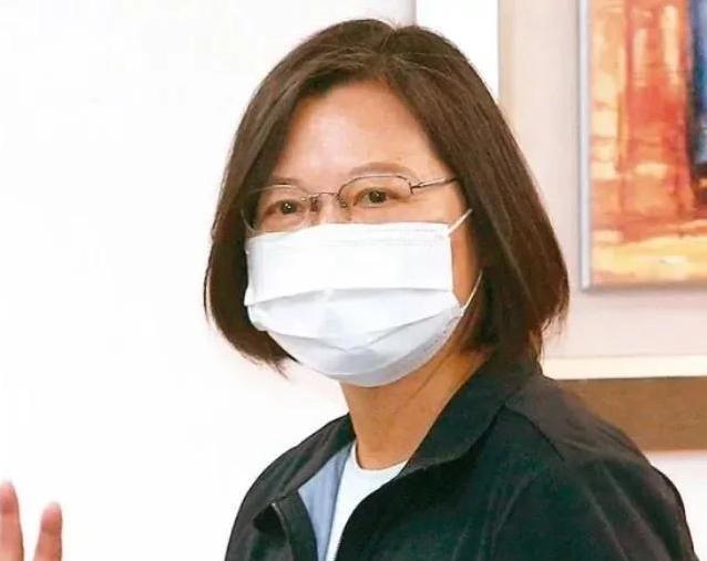 羅冠聰向英國申請庇護，�台獨�：怎麼不來台灣？