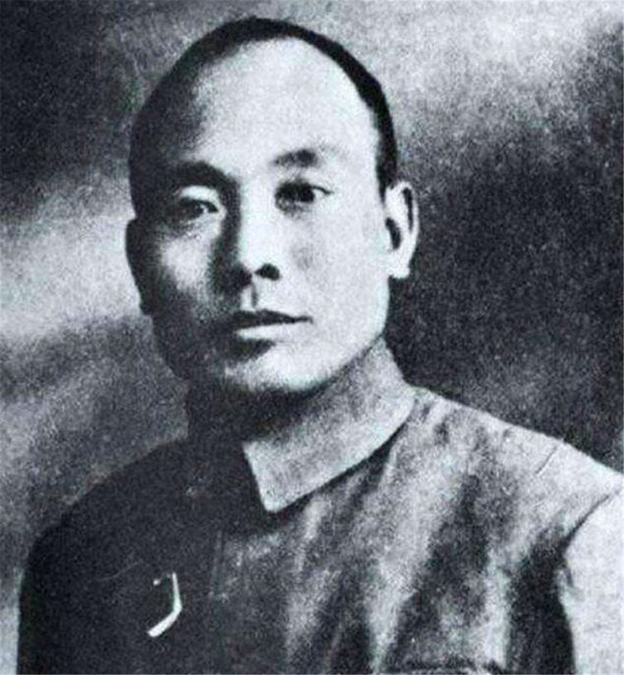 陈修良：潜伏南京从未暴露，策反国军轰炸总统