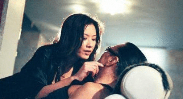 她最红的时候被下药失身，为了生活拍"风月片"，如今活成这般模样