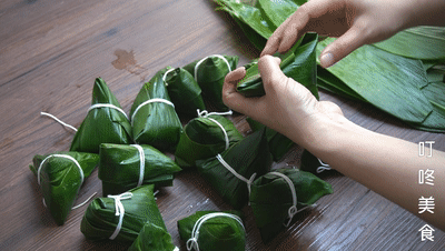 吃了20年粽子，最馋的还是这个馅的粽子，包法简单不露馅，太香了
