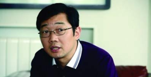 相声演员大兵捧场徒弟茶馆，网友：童年偶像又