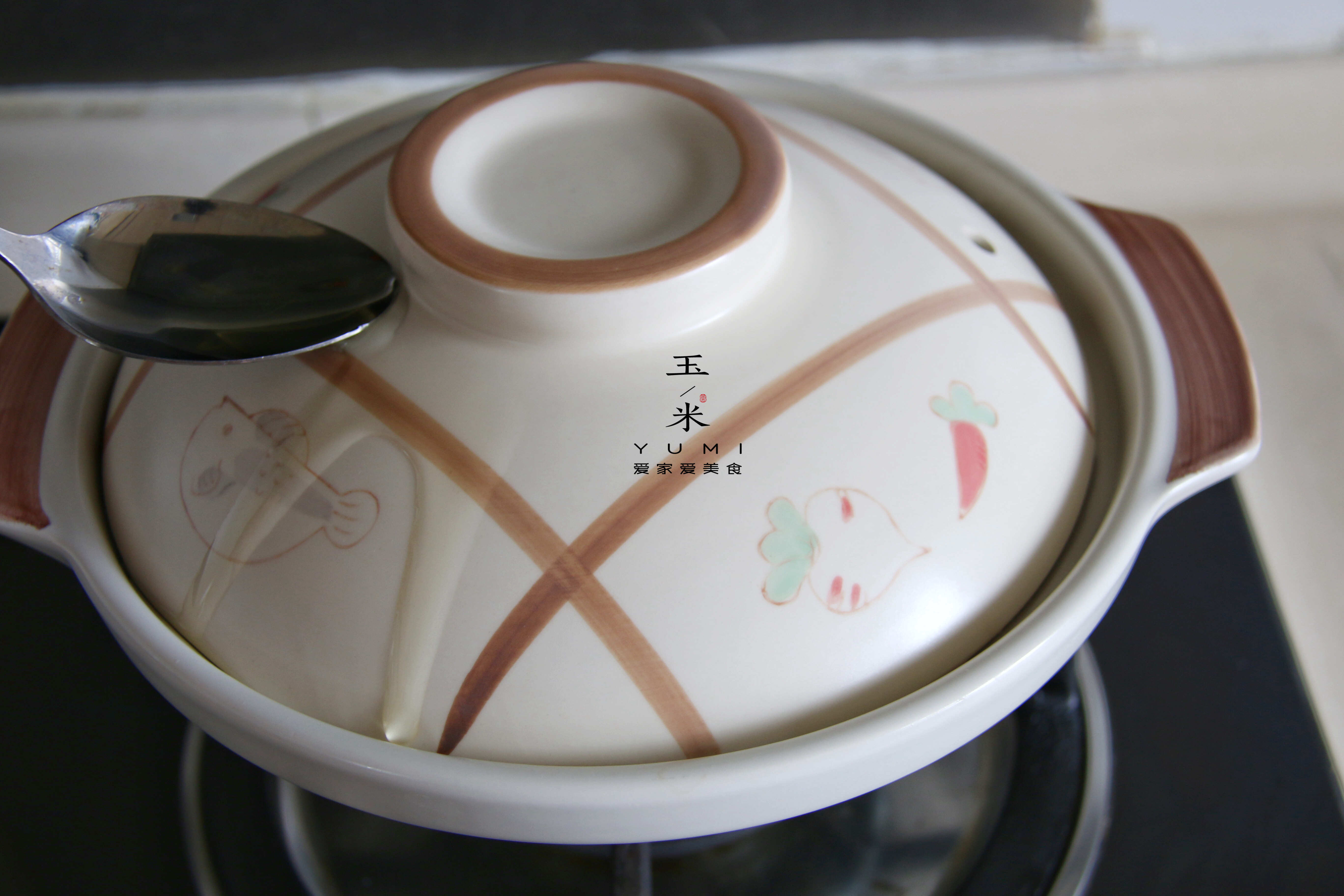 做煲仔饭大米要不要泡？10个人9个做错，难怪米饭硬还糊底