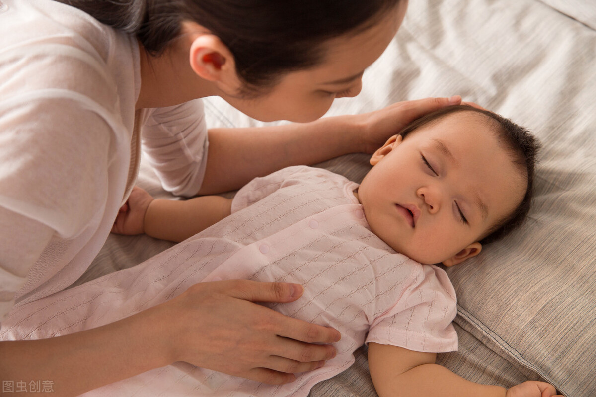 嬰幼兒出現秒睡不是好事，會影響智商和身體發育，中招及時改