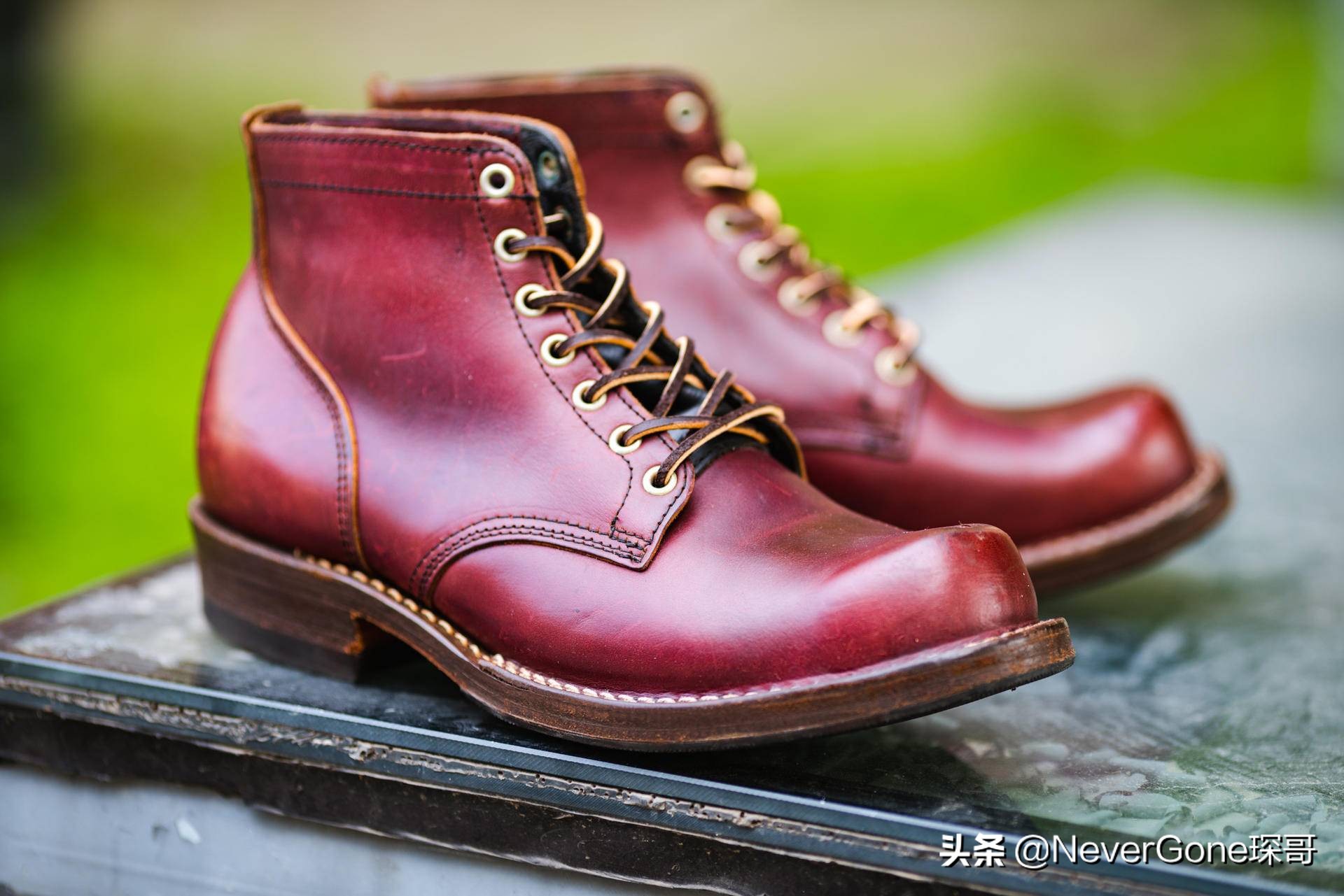 让人无法忽略的翘头——Viberg 310工装靴