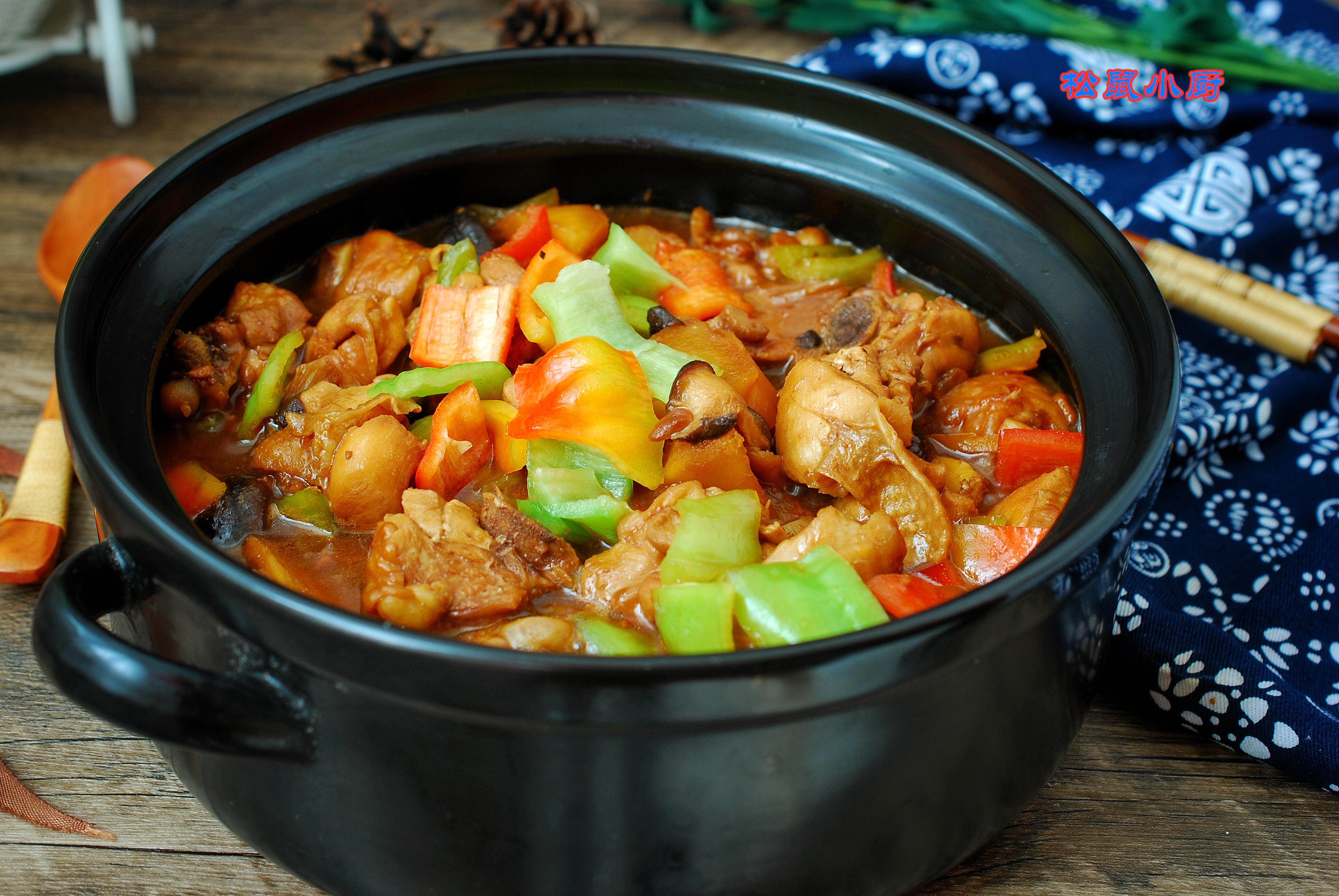 饭店208元的三汁焖锅，自己在家做30块全家吃饱，做法特简单