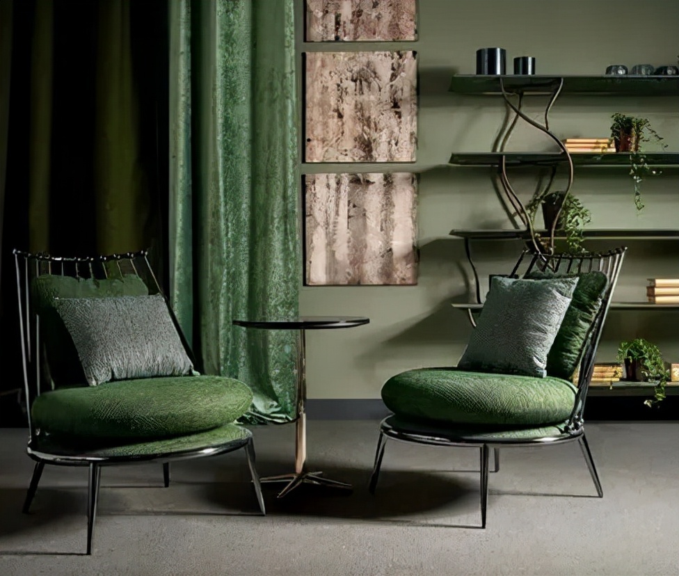 这把人类高质量座椅，和皇冠一样闪耀