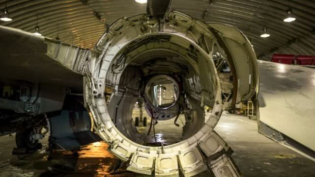 中国默默帮伊朗维护F-14战机，可使用俄制武器，