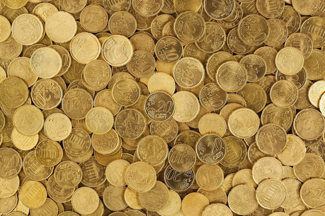 金价跌20%，黄金卖爆了，加工厂订单排到五月，黄金是怎么了？