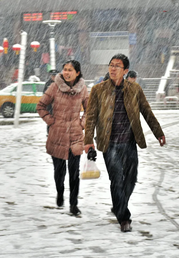 炎炎夏日，送你一组冰雪图片降降温