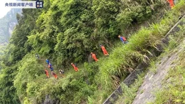 降落伞未打开，女生翼装飞行高空坠亡，曾称为自己而活不后悔