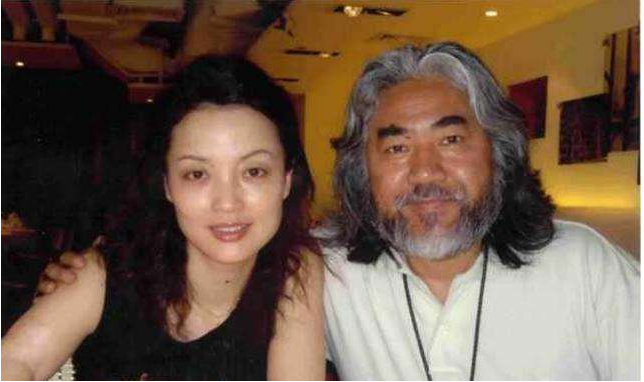 2000年，张纪中以耍大牌为由，将邵兵赶出剧组，如今邵兵怎么样了