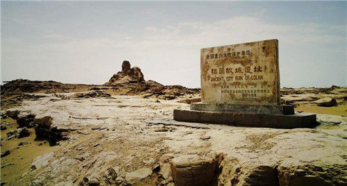 我去东边找水井：彭加木和新疆罗布泊的谜团这种说法比较靠谱