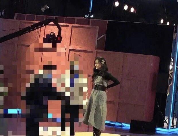 郑爽|律师称张恒对郑爽回应很气愤 否认敲诈不符合事实