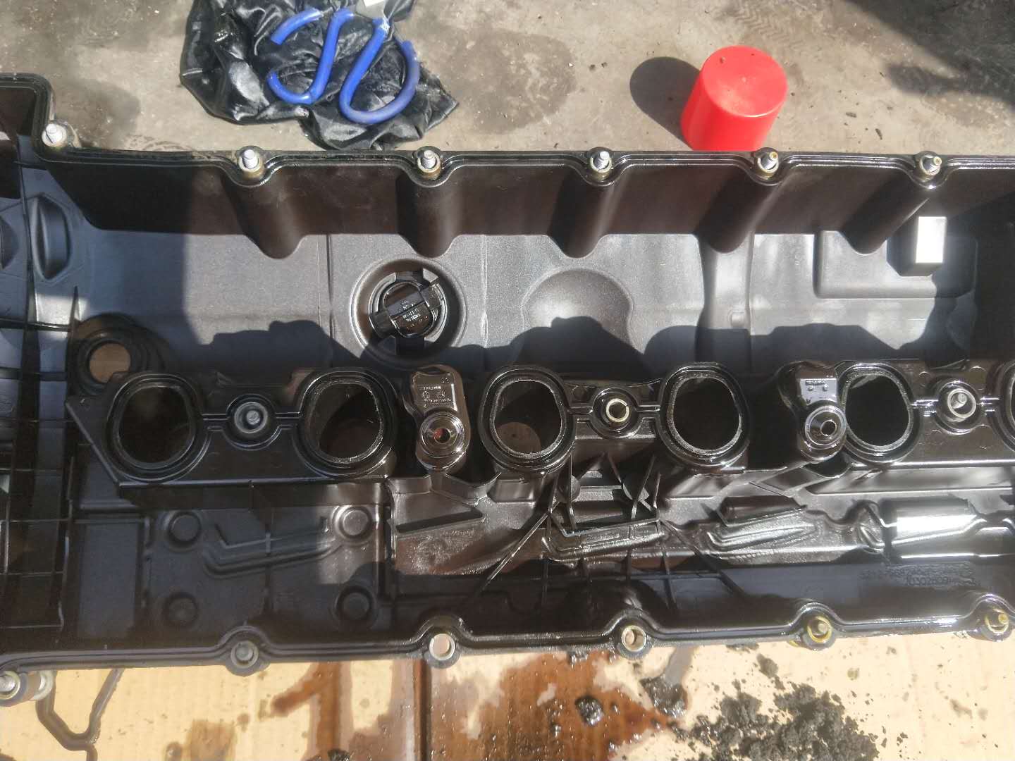图片[33]_宝马发动机漏油维修 不是所有的漏油就叫通病_5a汽车网