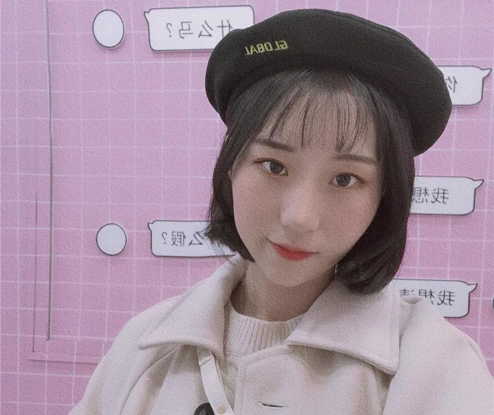 女兵入伍前后变化太大！网友：不一样的美，限