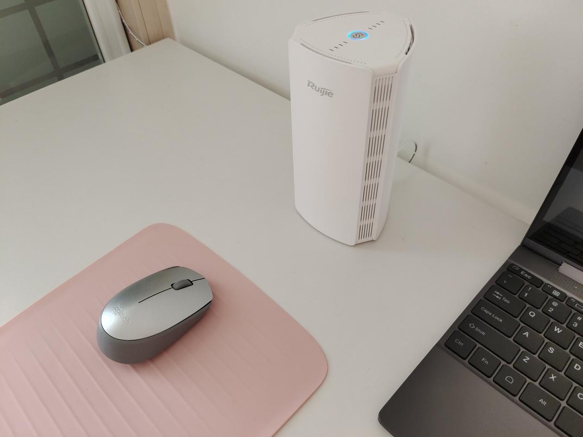 大户型轻松实现WiFi信号全覆盖，锐捷星耀M18让你畅享5G不掉队