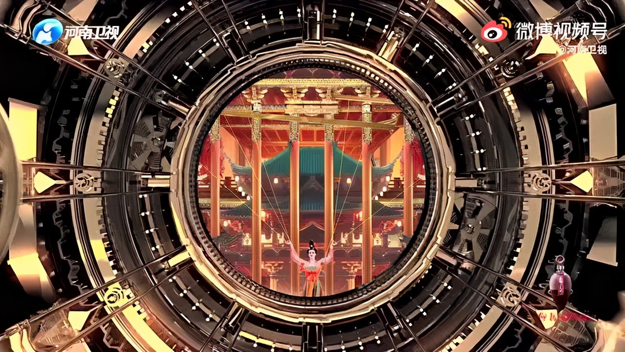 河南卫视刷屏！20天打造出端午奇妙游：水下泡足26小时，摄影师曾毛血管破裂，主创：好作品国人愿奔走相告