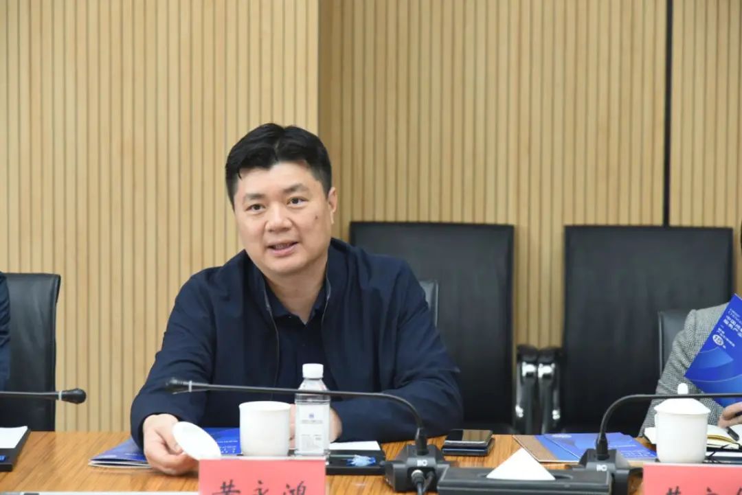 厦门高新技术创新中心有限公司党总支书记黄永鸿一行莅临园区