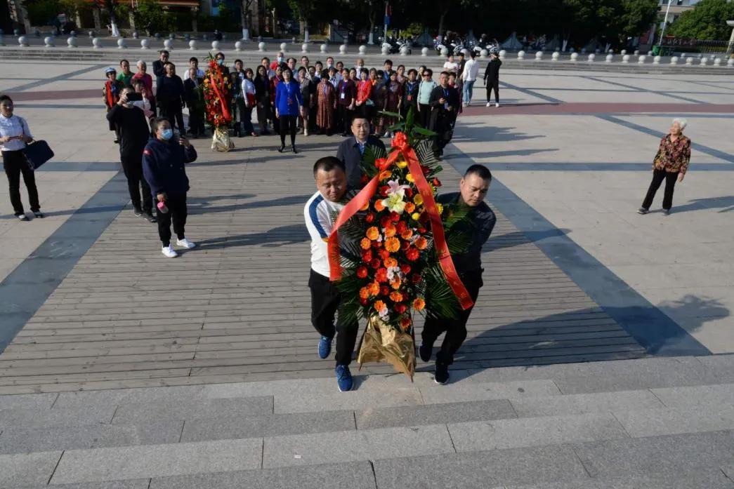 譚家四代為祖國，奉獻青春灑熱血