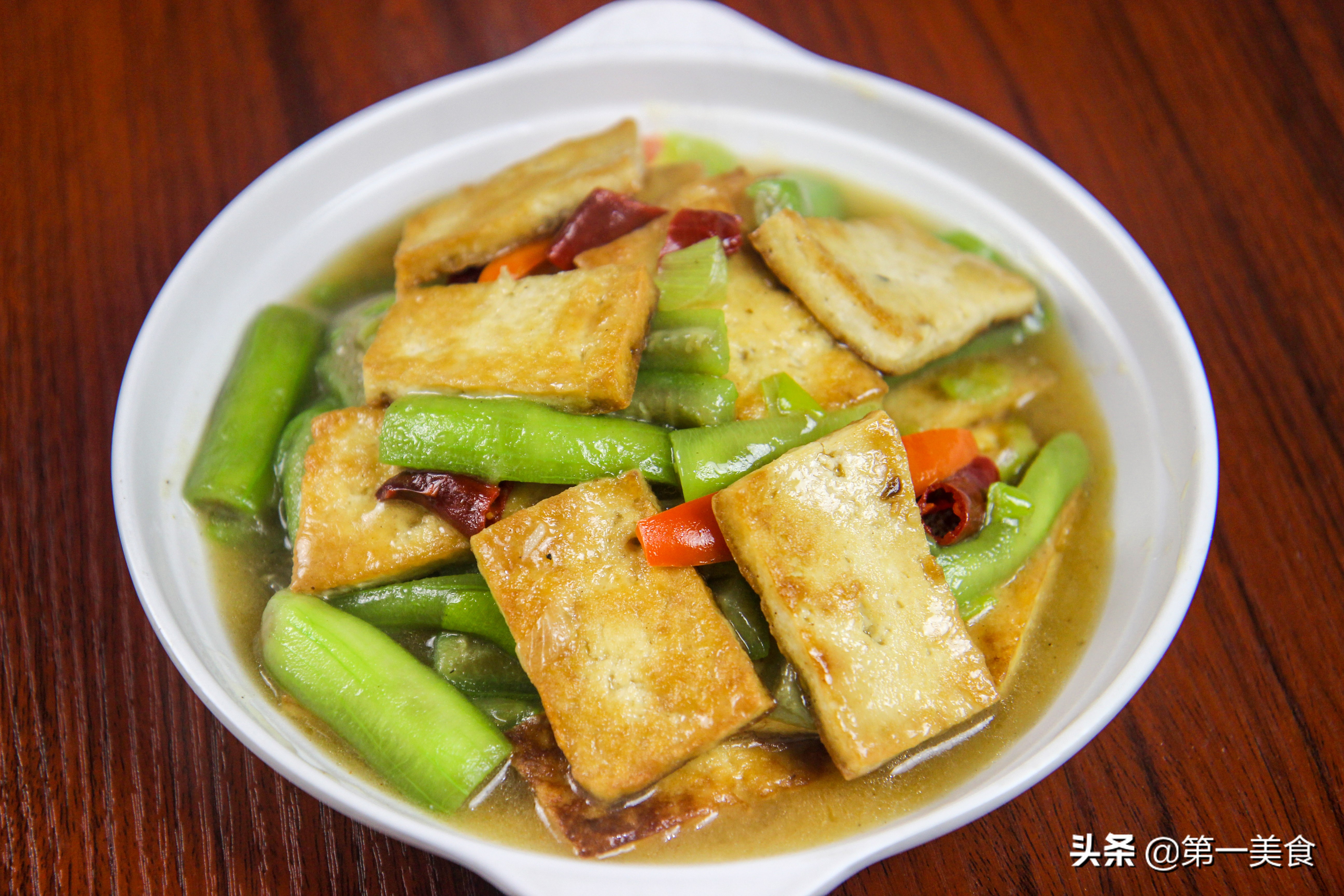 ˿���ն�����������������ճ����ɫ�����ˣ�ֻ��һ������