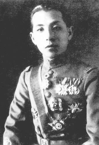 软禁张学良半个多世纪，蒋介石花费了多少钱？