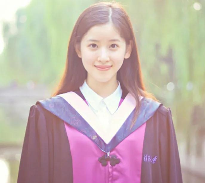 Class flower, school flower, and earth ball flower?After seeing the ...