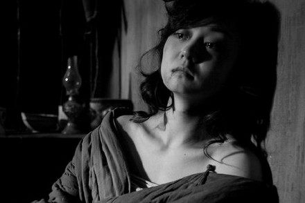 19岁沦为日军慰安妇，被糟蹋致精神失常，临终前