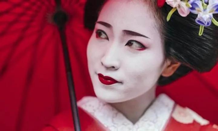 High Ranking Geisha The world of geisha: Japanese high-ranking officials and rich people ...