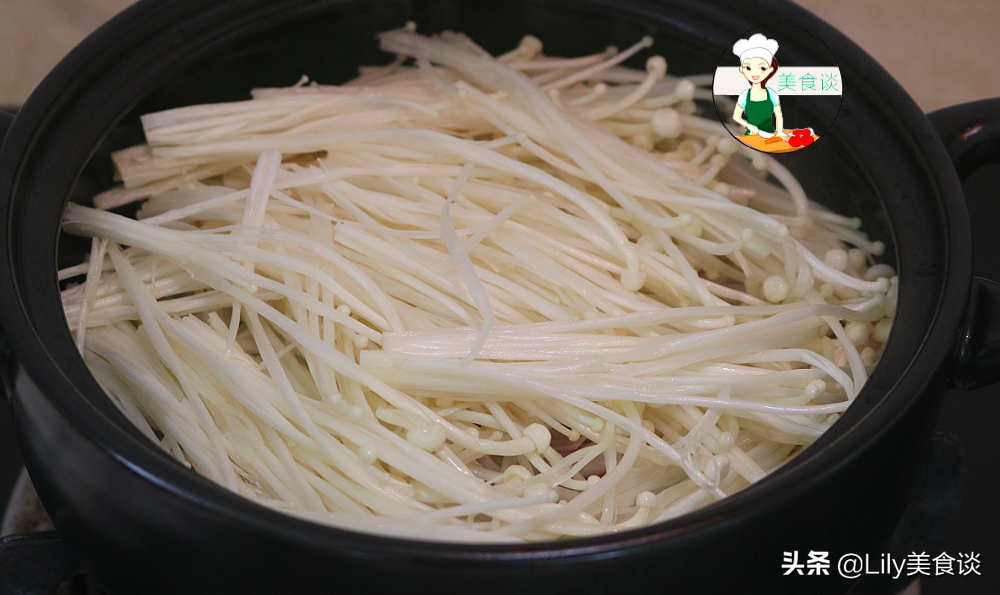 大蝦這樣吃最過癮，比水煮入味，比油炸健康，燜一燜，3分鐘出鍋