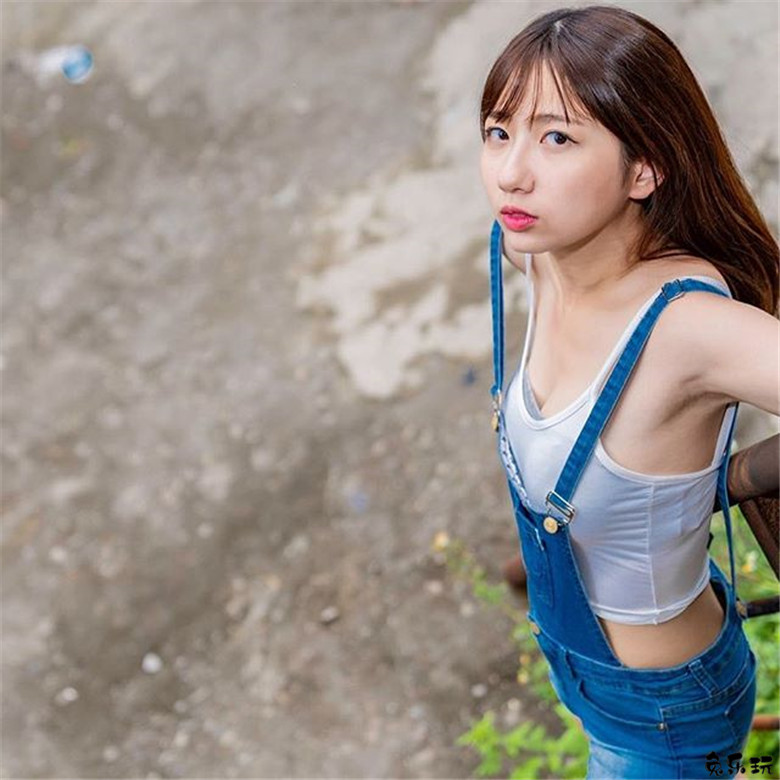 顶级配置颜值的软萌妹子看的热血难捱！这营养真好！