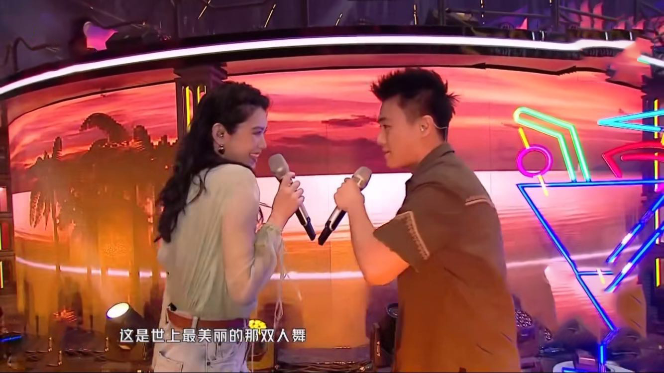 杜江張智霖何猷君三對夫婦唱情歌，一對比一對甜，霍思燕發福明顯