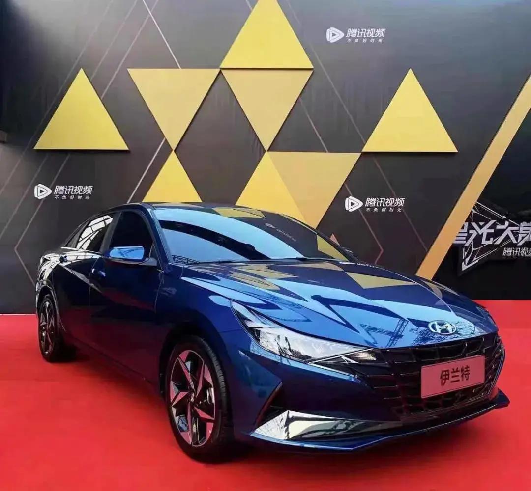 上市首月销量破万，是年轻人都爱的第七代伊兰特