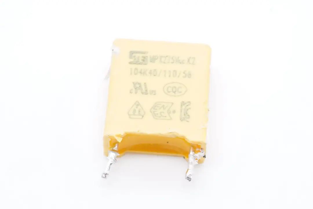 加油中国芯！拆解一款国产GaN器件的65W氮化镓快充