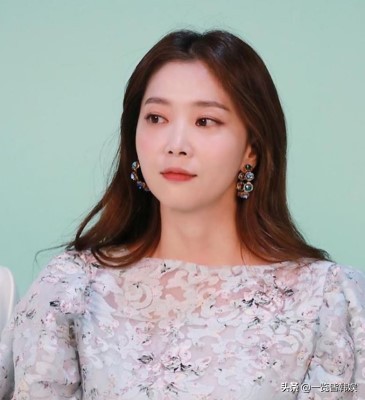 吴允儿离婚独自抚养自闭症儿子 师任堂搭档李英爱 是韩国一代车模