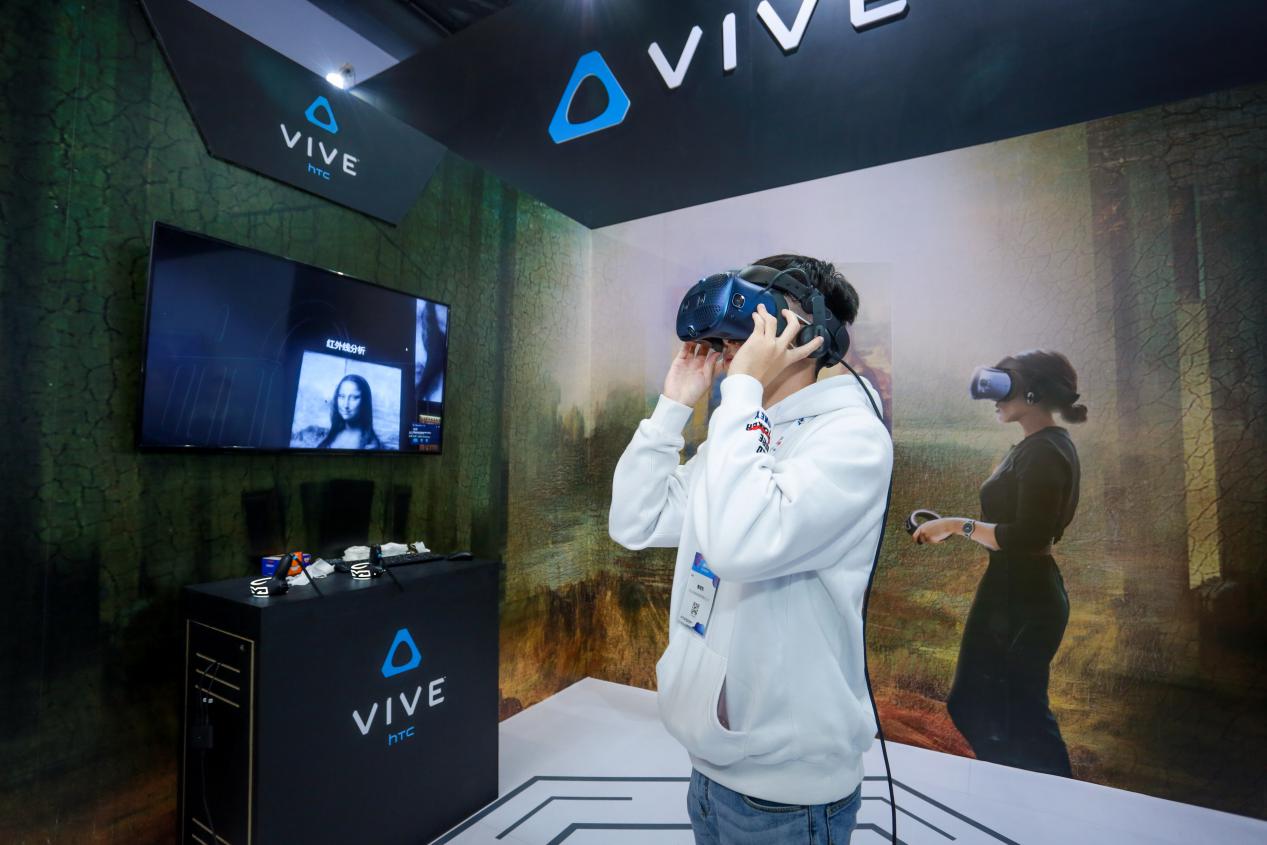 VR除手机游戏外还能够大量 HTC将VR技术运用充分发挥到完美