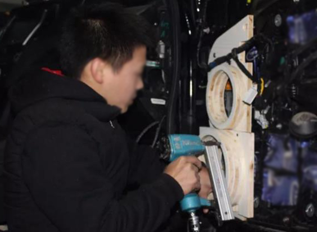 汽车音响改装从入门到精通（第二十课）：倒模制作（2）音响倒膜