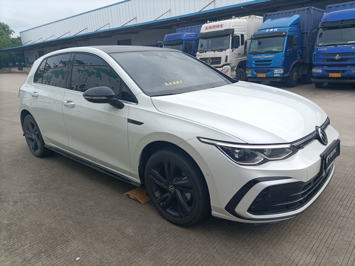 18万落地提了高尔夫8 r-line,车主差点不敢开回家