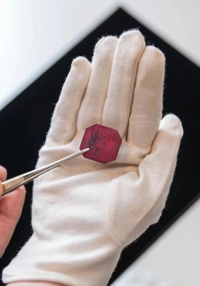 邮币圈三大天价珍宝，苏富比六月开拍