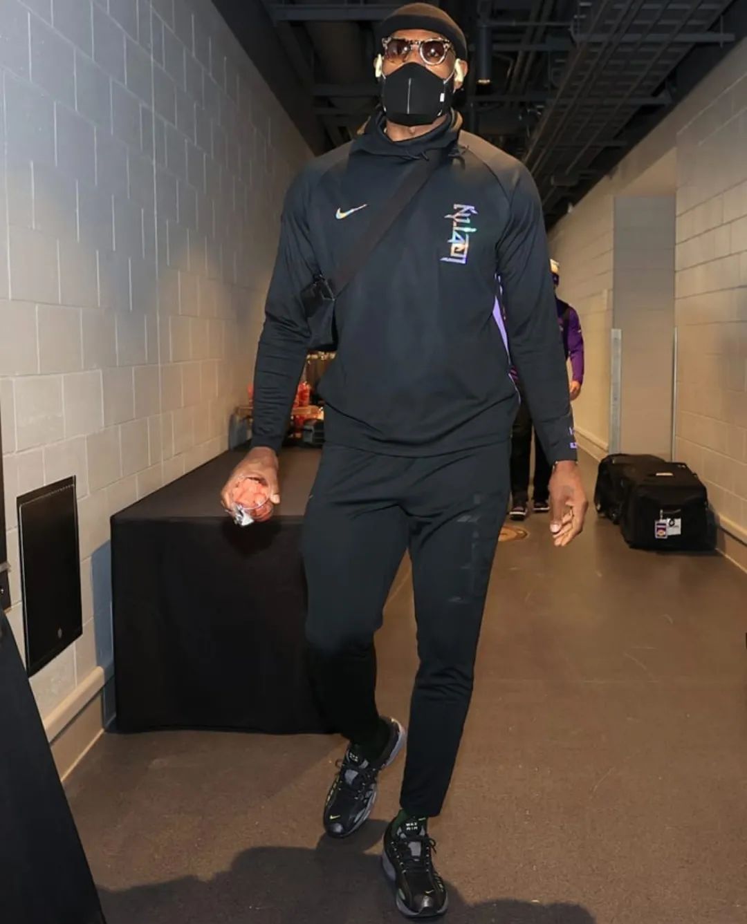 Zhanmusi is crucial press chirp 3 minutes + cruel buckle! Lake person wins hart, refresh opens season guest field to surpass a record repeatedly