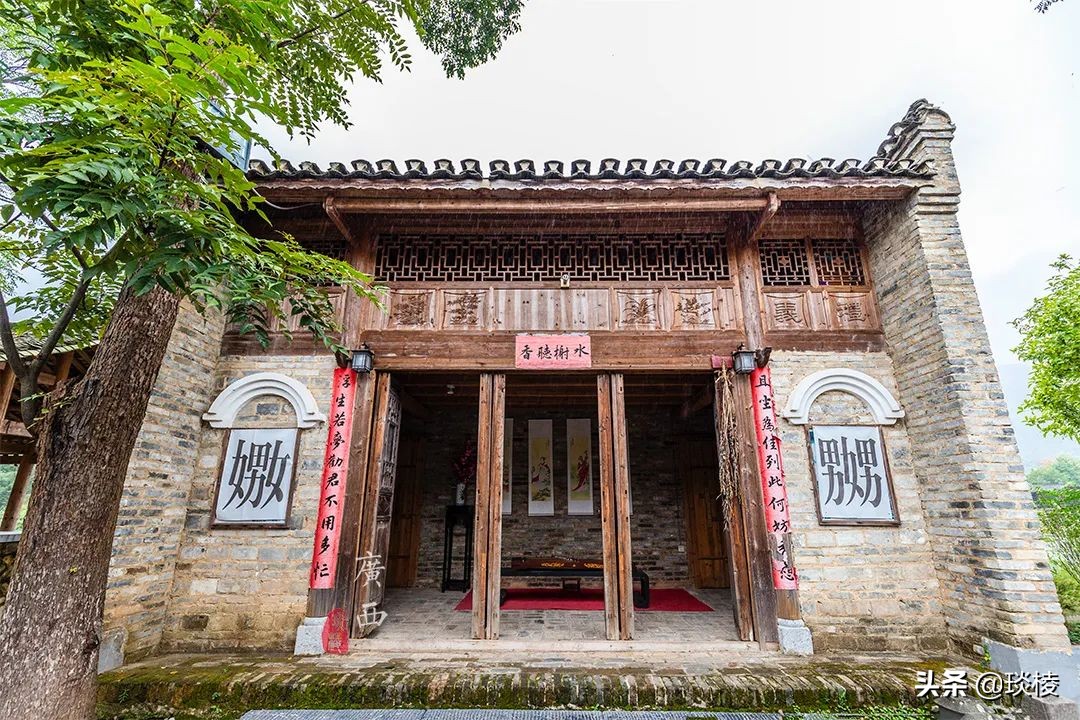 The owner spent 11 years investing 400 million yuan to build an ancient village with very few tourists