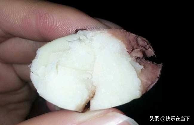 水果皇后不仅果肉鲜美，被大家抛弃的核比肉营养价值还高