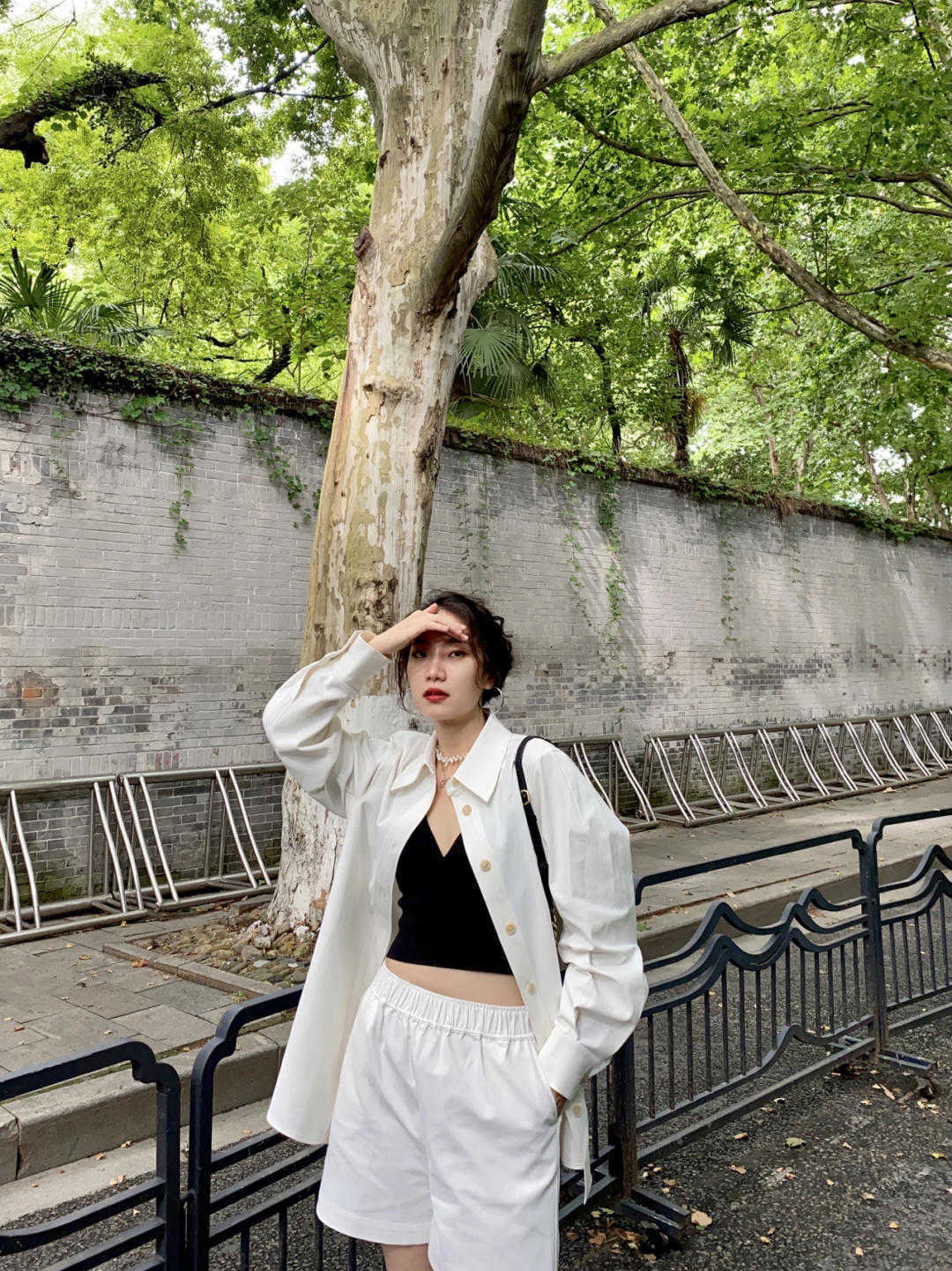 时尚和大牌没啥关系，颜色搭配对了，依然能穿出高级感，漂亮大气