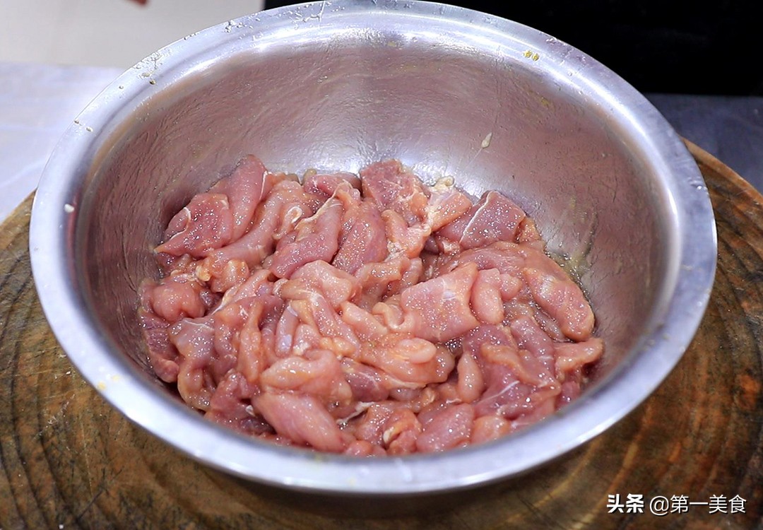 图片[6]-【水煮肉片】做法步骤图 肉片鲜嫩入味 香辣过瘾-起舞食谱网