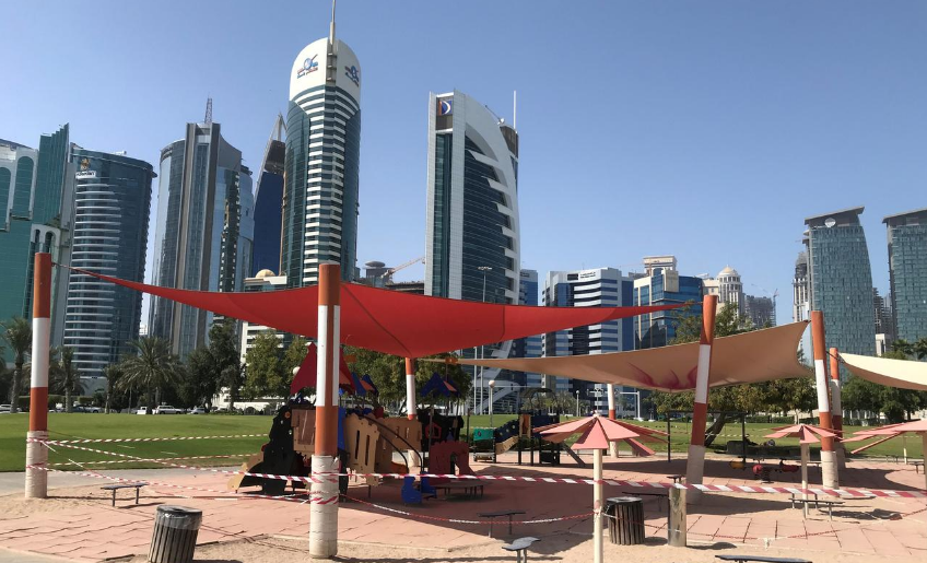 感染率爆棚，世界上最富有国家推全球最严管控