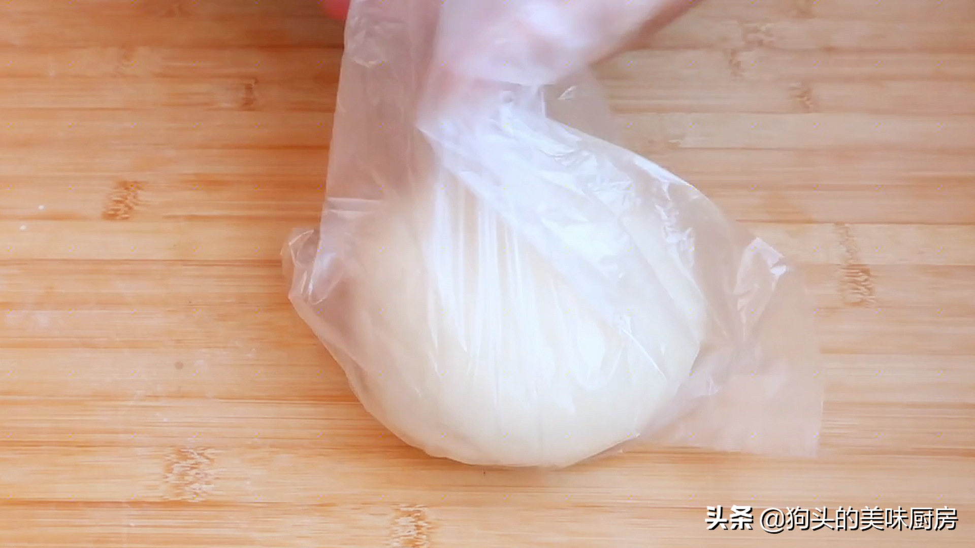 想吃酥餅不用排隊，教你在家做，不用烤箱，有鍋就行，個個酥掉渣