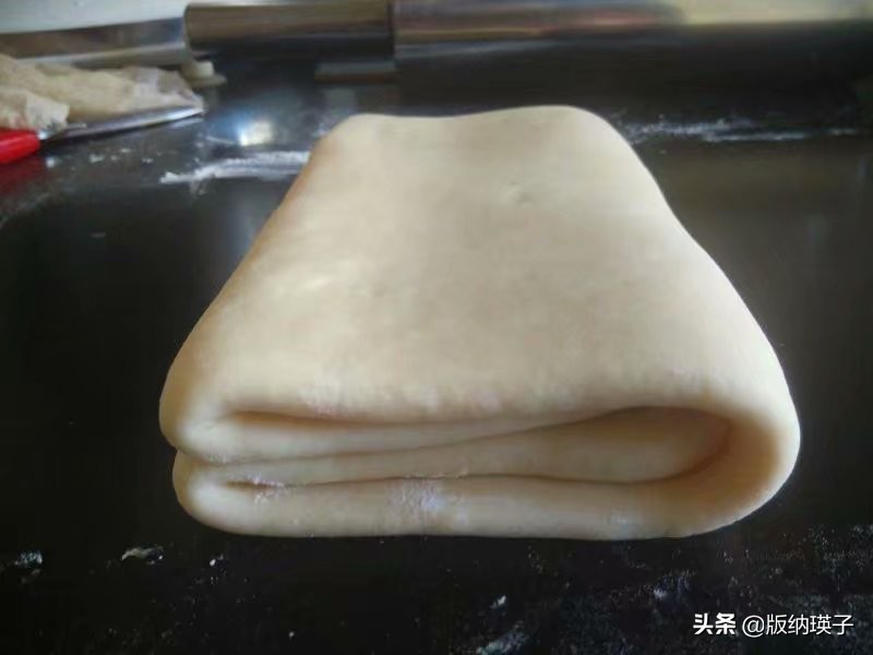 自制家庭版蛋挞，掌握其中几个技巧，蛋挞皮酥脆，蛋液嫩滑