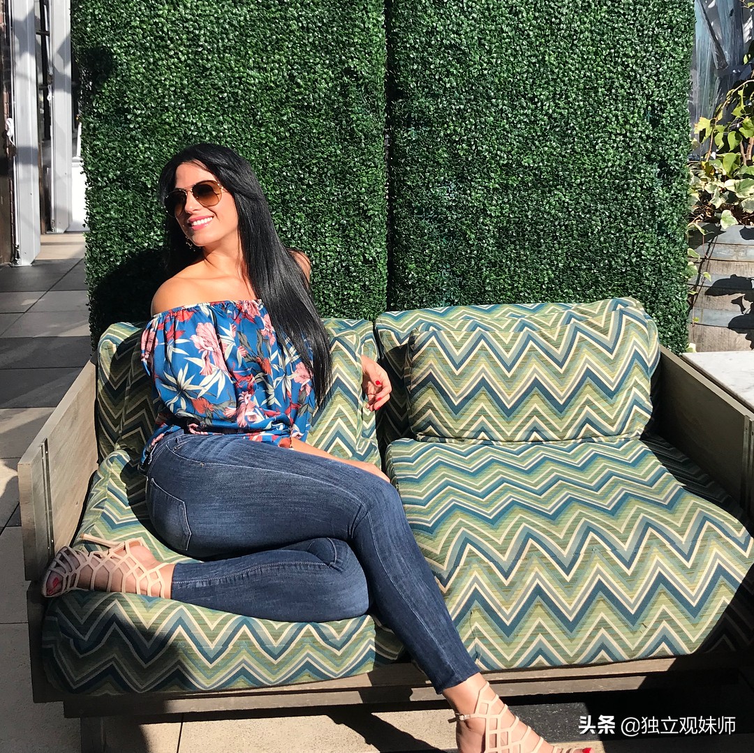 Universal Beauty: Alba Galindo - iNEWS