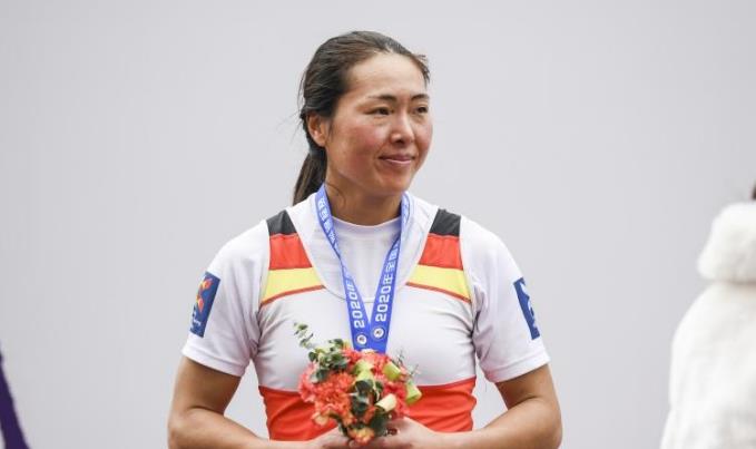奥运赛艇预赛：江燕获得第二名晋级 两项目强势突围有望冲金