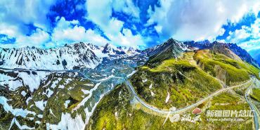 The beautiful scenery of the north and south of Tianshan Mountains is the most beautiful Xinjiang