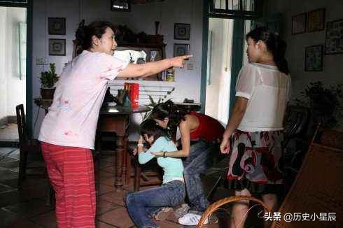 民国版苏大强：85岁爱上23岁保姆，遗产全给娇妻